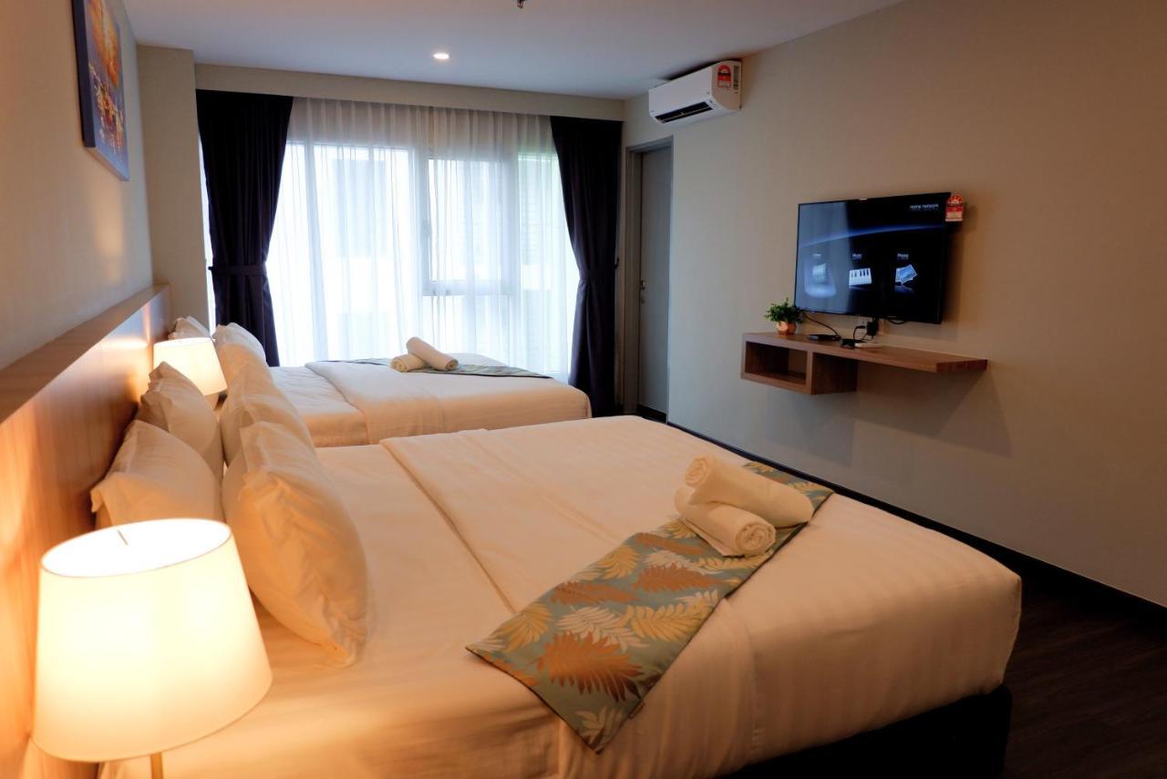 Flypod Hotel Kota Kinabalu Bagian luar foto