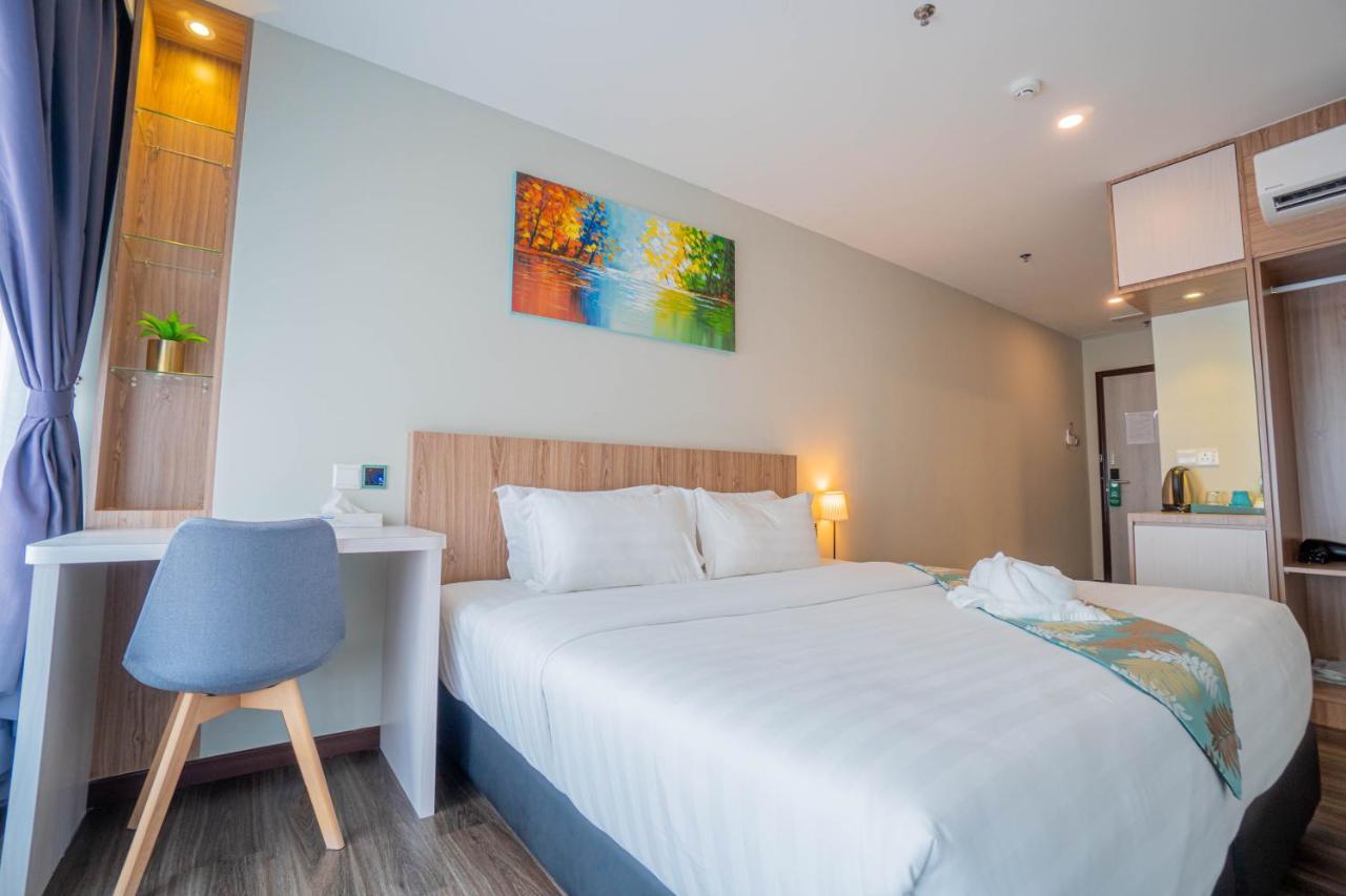 Flypod Hotel Kota Kinabalu Bagian luar foto