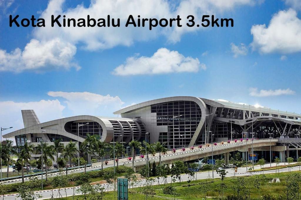 Flypod Hotel Kota Kinabalu Bagian luar foto